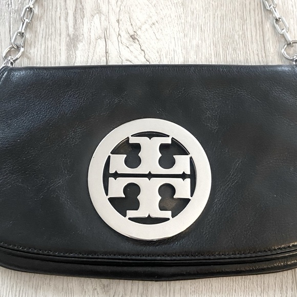 Tory Burch | Black Leather Crossbody Bag - Picture 3 of 6